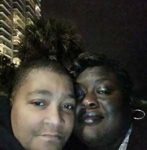 Meet your Posher, Claudia